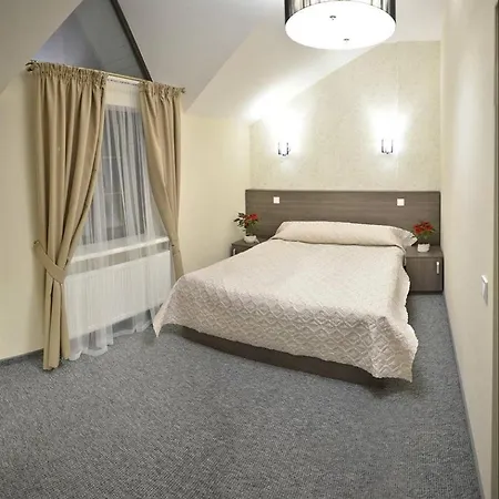 Complex Dvir Kniazhoiy Korony Hotel