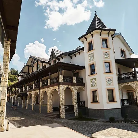 Complex Dvir Kniazhoiy Korony Hotel *