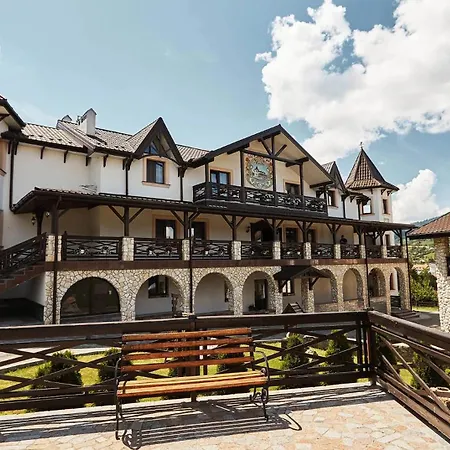 Complex Dvir Kniazhoiy Korony Hotel Slavske