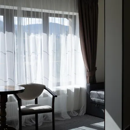 Complex Dvir Kniazhoiy Korony Hotel *